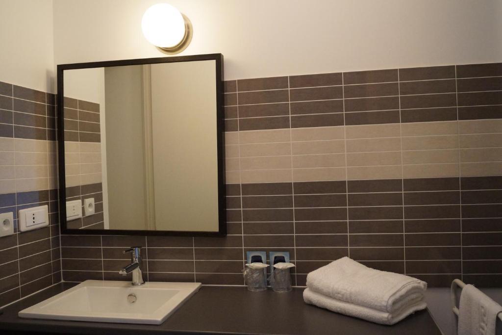 Hotel Du Golf De Clecy Room photo